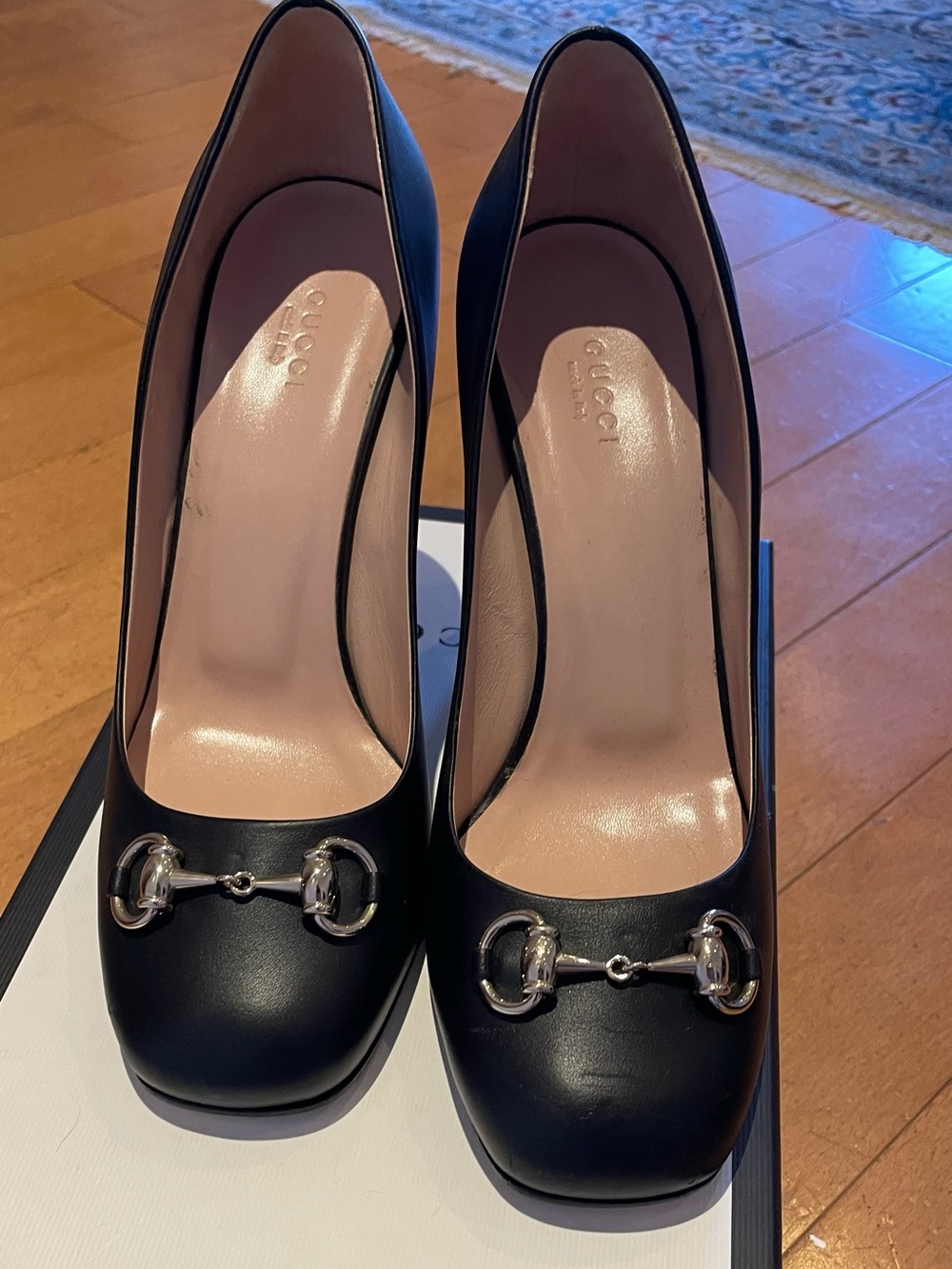 Gucci shoes